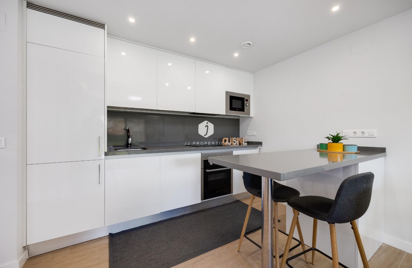 Tweedehands - Appartement / flat -
Orihuela Costa - Villamartín-las Filipinas