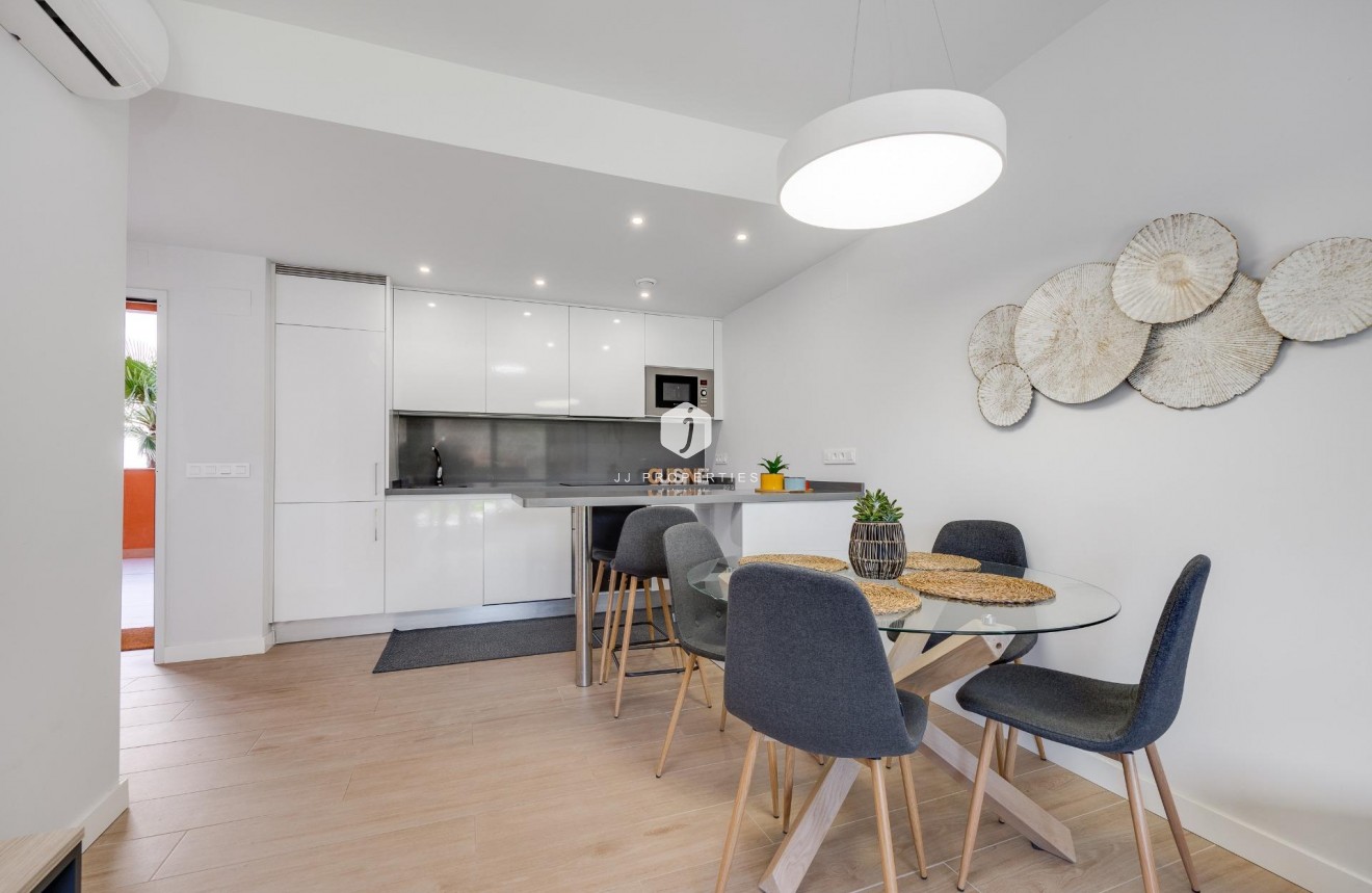 Tweedehands - Appartement / flat -
Orihuela Costa - Villamartín-las Filipinas