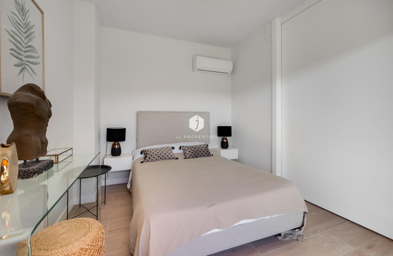 Tweedehands - Appartement / flat -
Orihuela Costa - Villamartín-las Filipinas