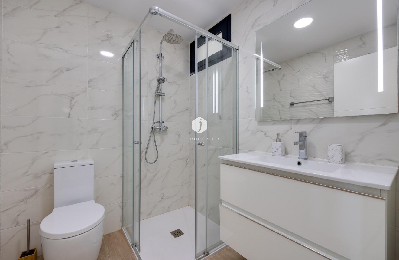 Tweedehands - Appartement / flat -
Orihuela Costa - Villamartín-las Filipinas