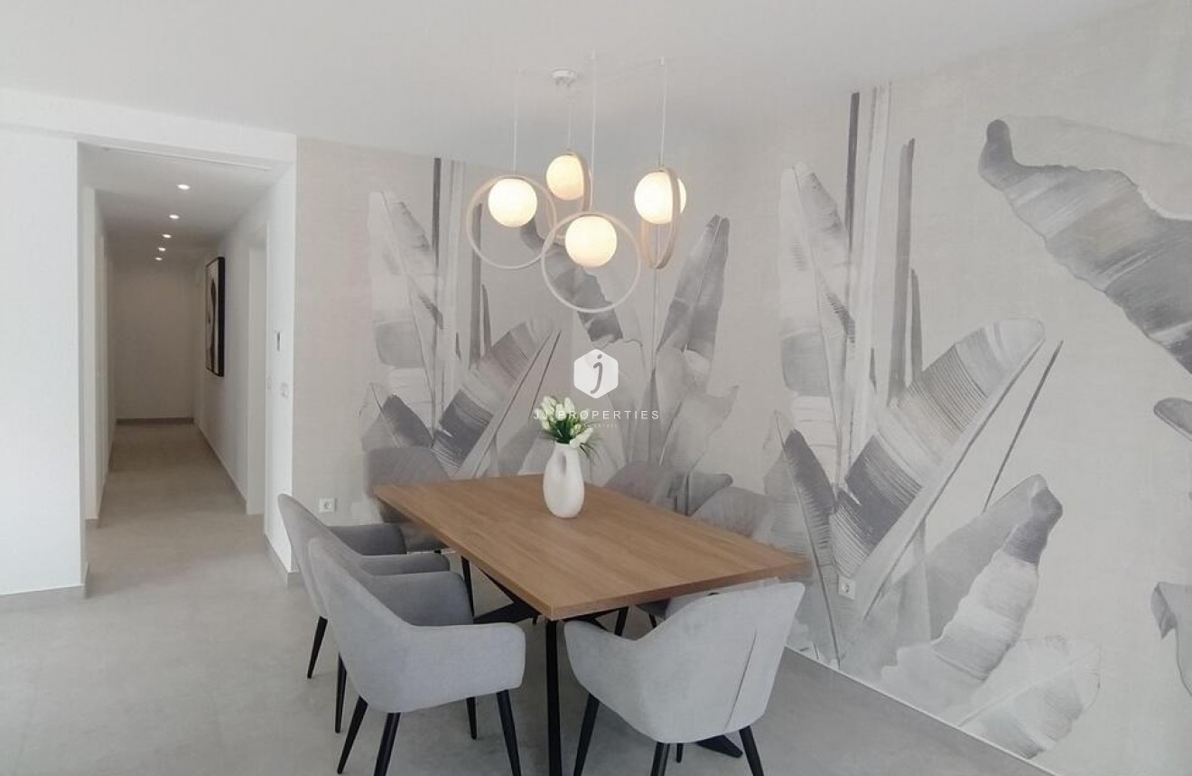 Tweedehands - Appartement / flat -
Torrevieja - Torreblanca