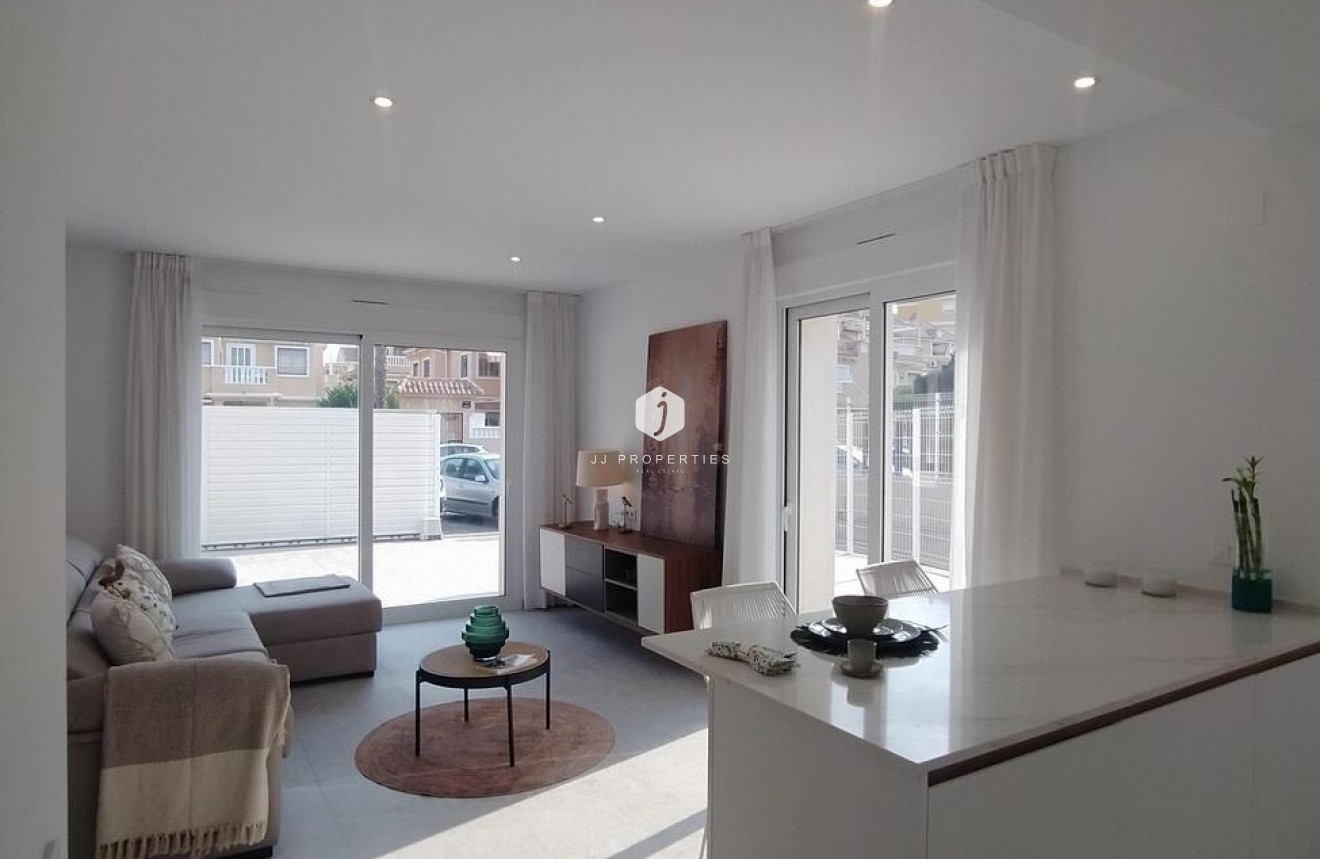 Tweedehands - Appartement / flat -
Torrevieja - Torreblanca