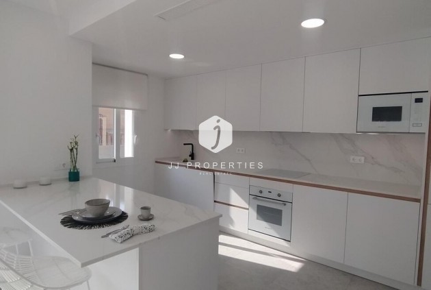 Tweedehands - Appartement / flat -
Torrevieja - Torreblanca