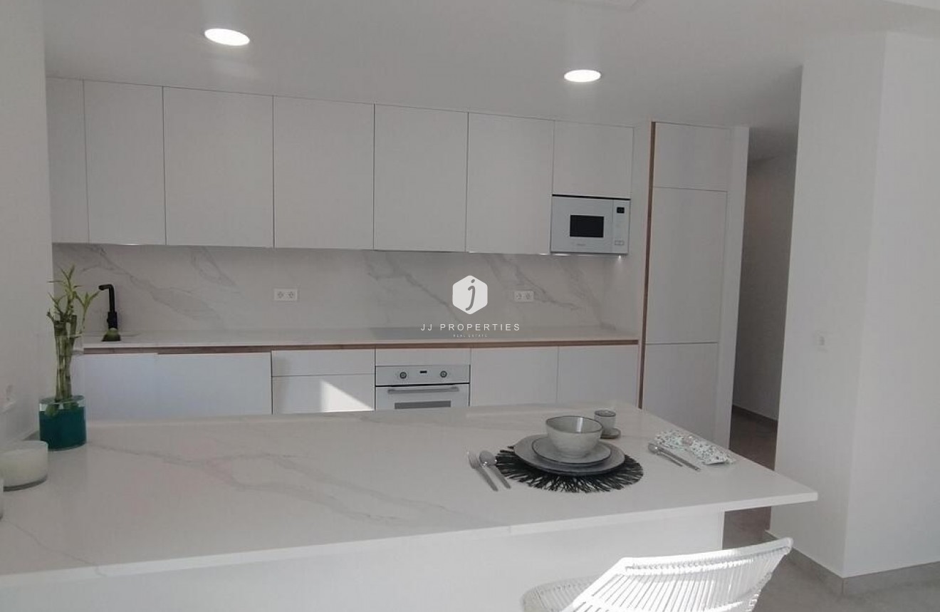 Tweedehands - Appartement / flat -
Torrevieja - Torreblanca