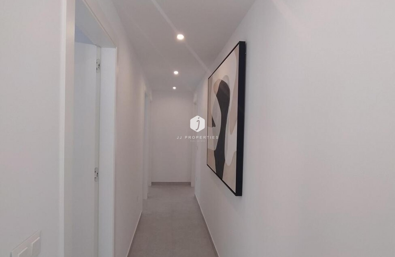 Tweedehands - Appartement / flat -
Torrevieja - Torreblanca