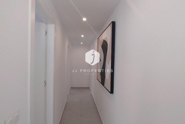 Tweedehands - Appartement / flat -
Torrevieja - Torreblanca