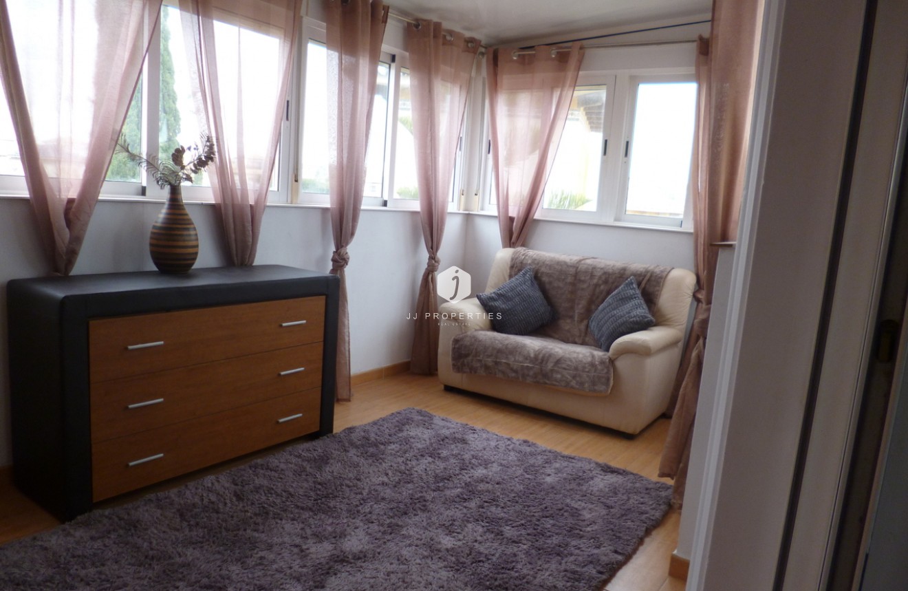 Tweedehands - Villa -
Playa Flamenca - Costa Blanca