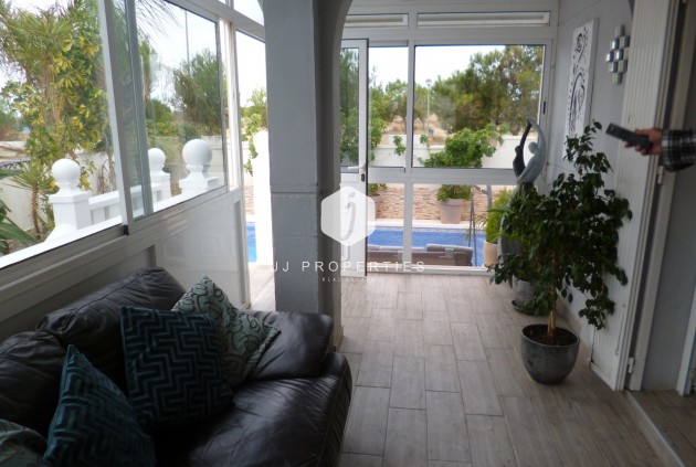 Tweedehands - Villa -
Playa Flamenca - Costa Blanca