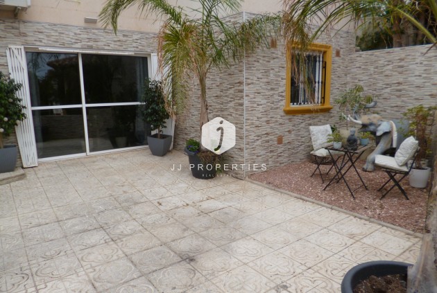 Tweedehands - Villa -
Playa Flamenca - Costa Blanca