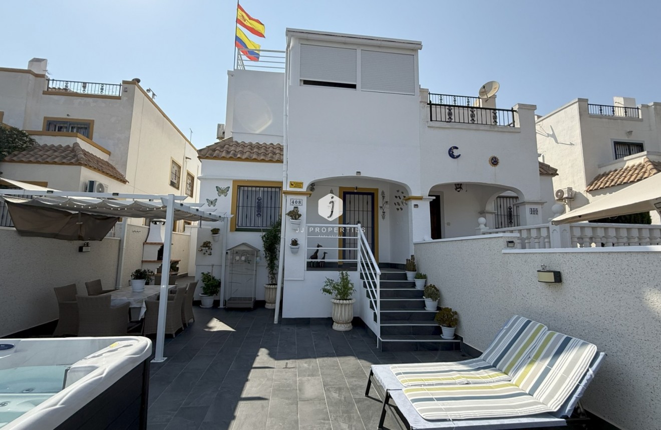 Tweedehands - Villa -
Orihuela Costa - Costa Blanca