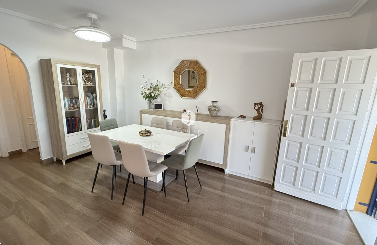 Tweedehands - Villa -
Orihuela Costa - Costa Blanca