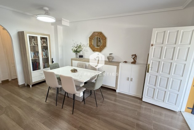 Tweedehands - Villa -
Orihuela Costa - Costa Blanca