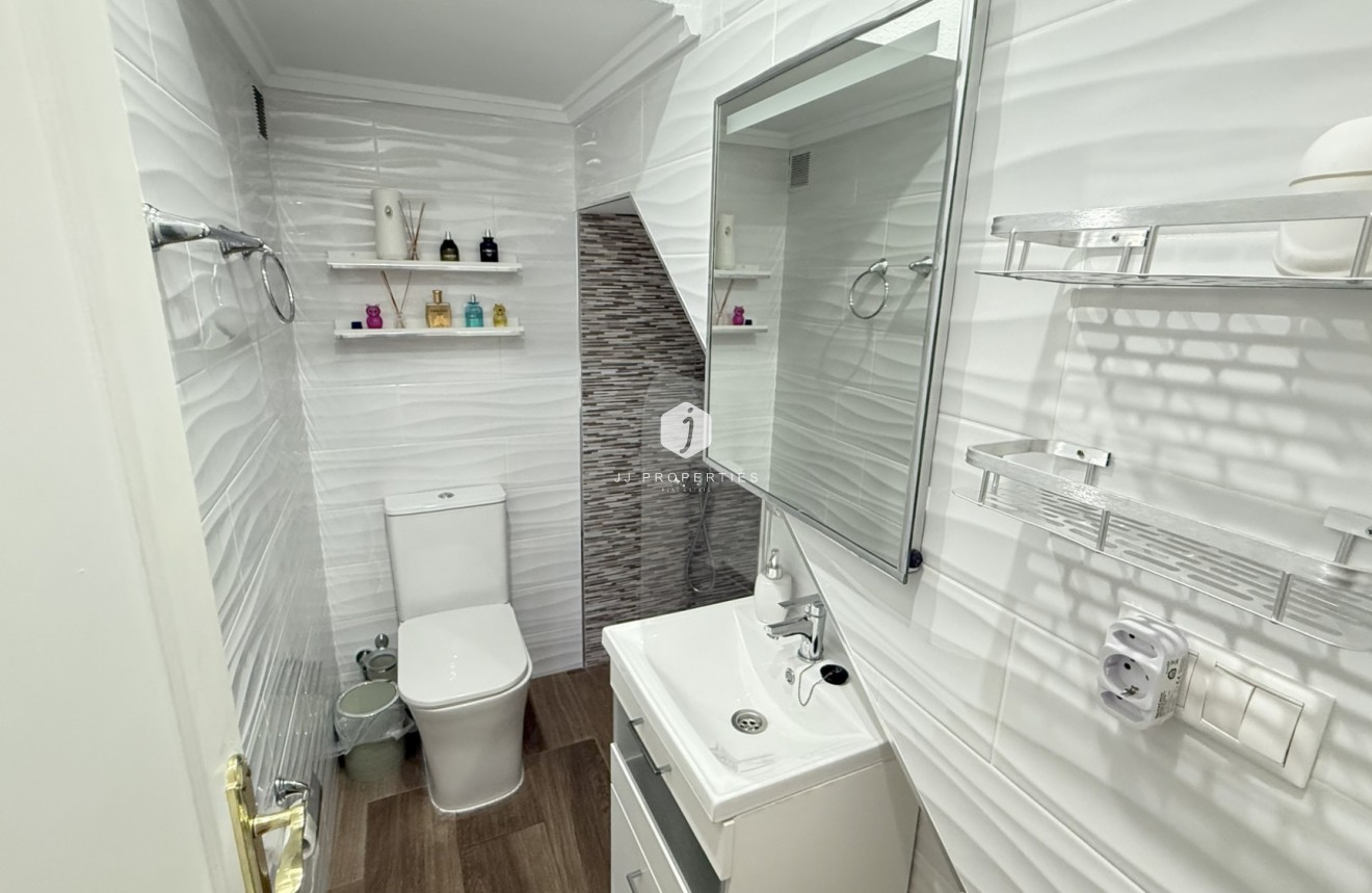 Tweedehands - Villa -
Orihuela Costa - Costa Blanca