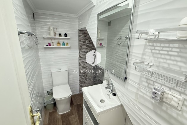 Tweedehands - Villa -
Orihuela Costa - Costa Blanca