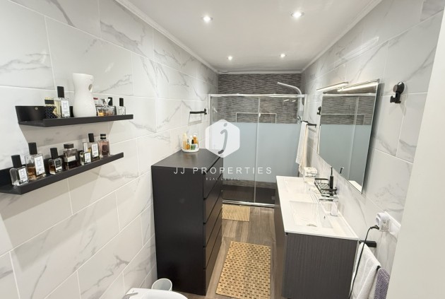 Tweedehands - Villa -
Orihuela Costa - Costa Blanca