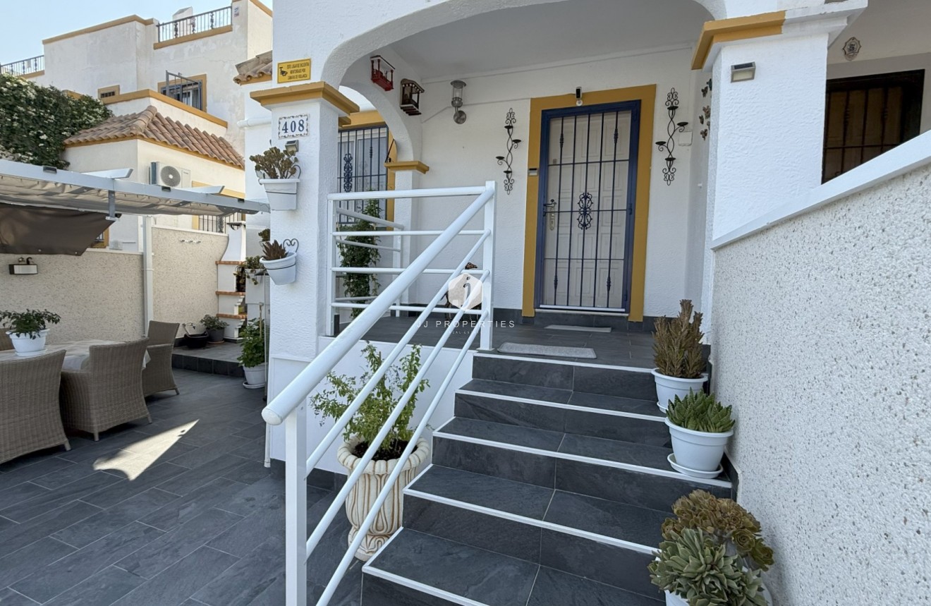 Tweedehands - Villa -
Orihuela Costa - Costa Blanca