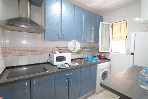 Tweedehands - Appartement / flat -
Torrevieja - Acequion