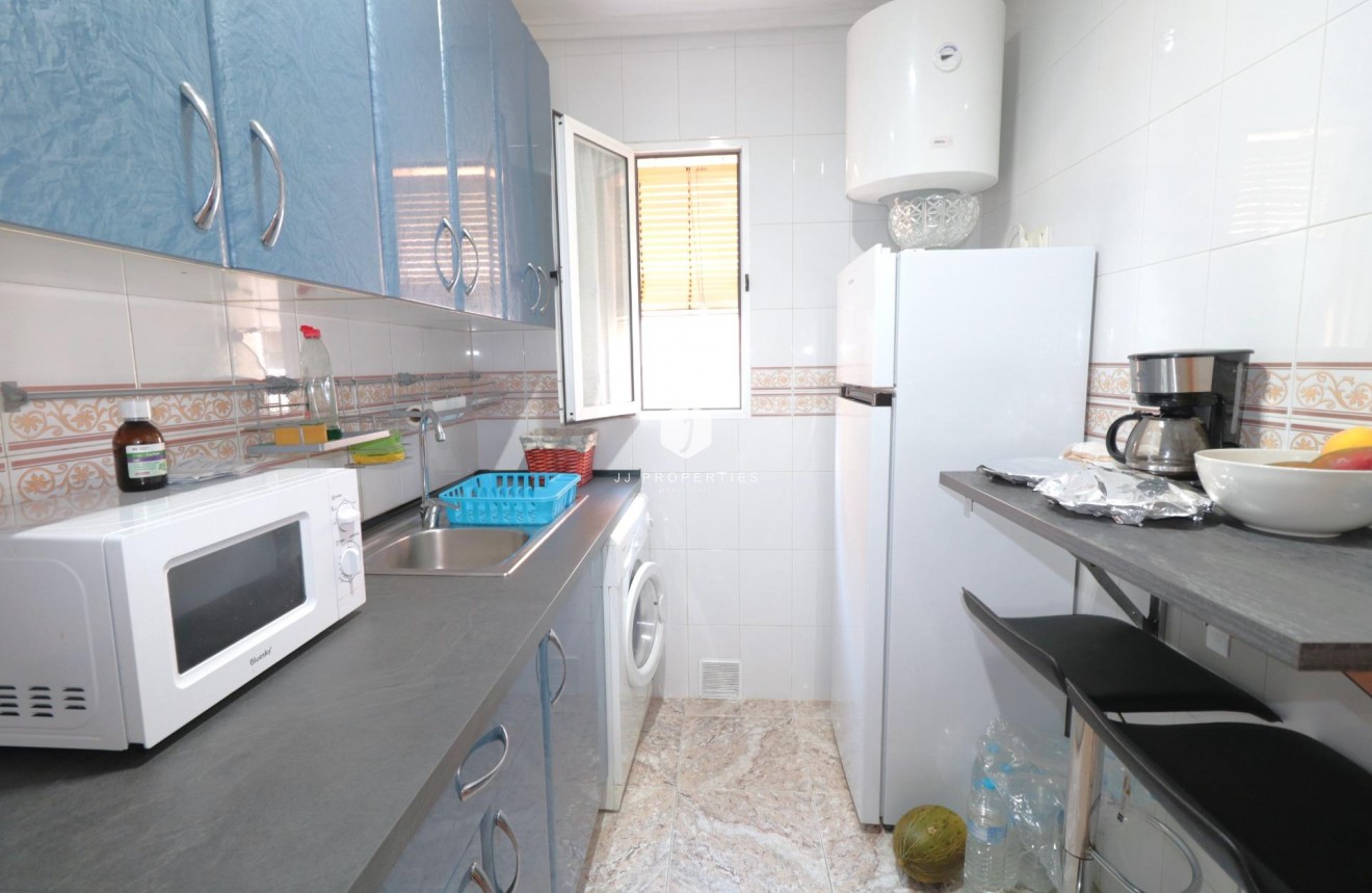 Tweedehands - Appartement / flat -
Torrevieja - Acequion