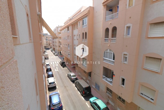 Tweedehands - Appartement / flat -
Torrevieja - Acequion