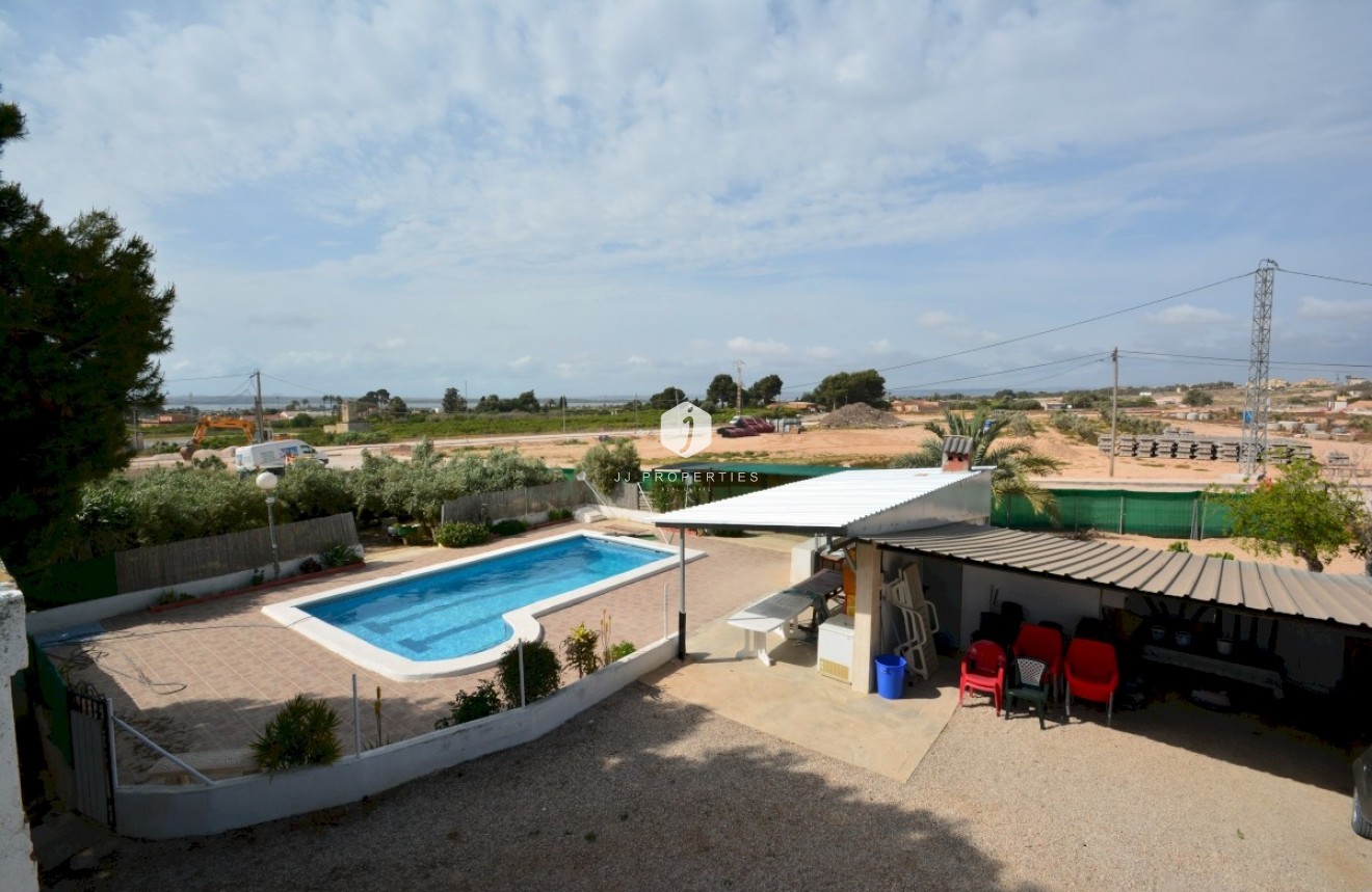 Tweedehands - Villa -
Guardamar del Segura - Costa Blanca