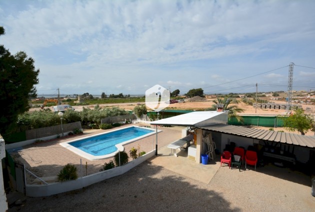 Tweedehands - Villa -
Guardamar del Segura - Costa Blanca
