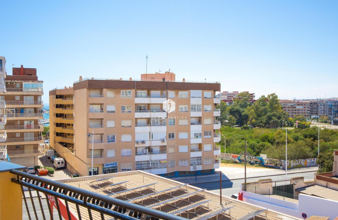 Tweedehands - Penthouse -
Torrevieja