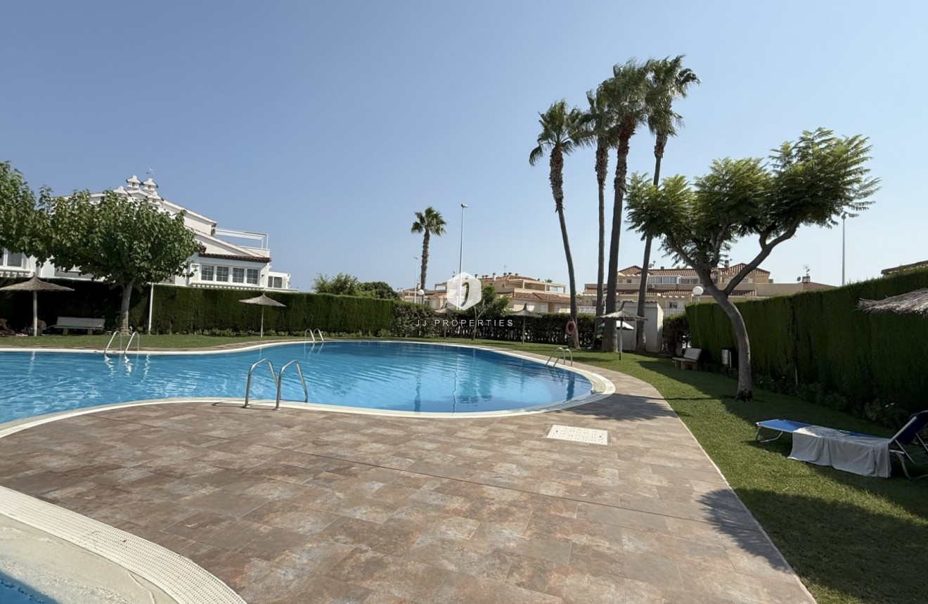Tweedehands - Appartement / flat -
Orihuela Costa - Costa Blanca
