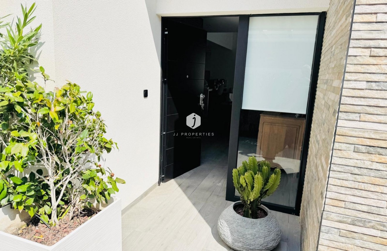 Tweedehands - Villa -
Algorfa - Inland