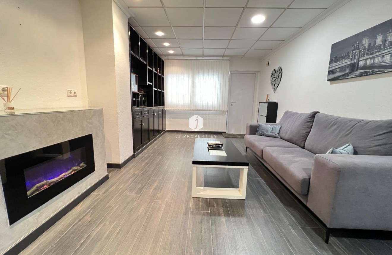 Tweedehands - Appartement / flat -
Torrevieja - Playa del Cura