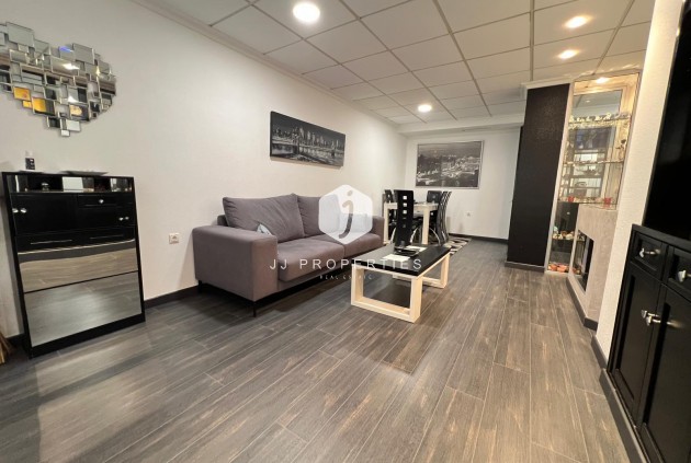 Tweedehands - Appartement / flat -
Torrevieja - Playa del Cura