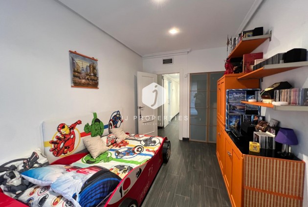 Tweedehands - Appartement / flat -
Torrevieja - Playa del Cura