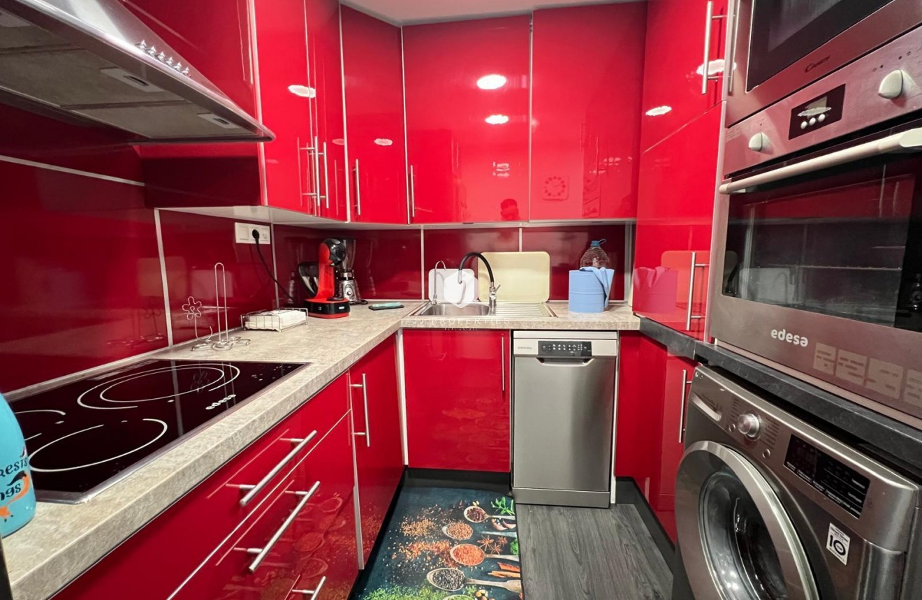 Tweedehands - Appartement / flat -
Torrevieja - Playa del Cura