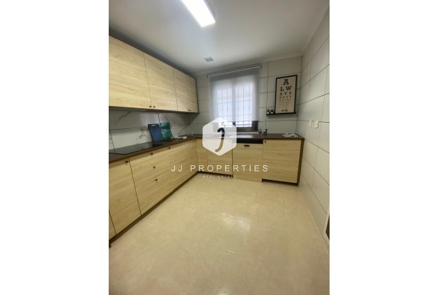 Tweedehands - Chalet -
San Miguel de Salinas - Inland