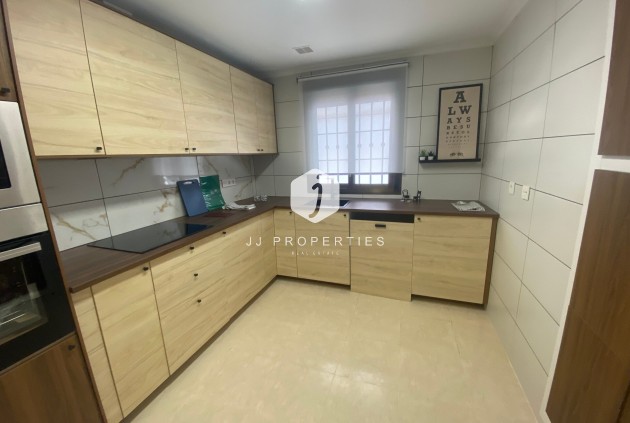 Tweedehands - Chalet -
San Miguel de Salinas - Inland