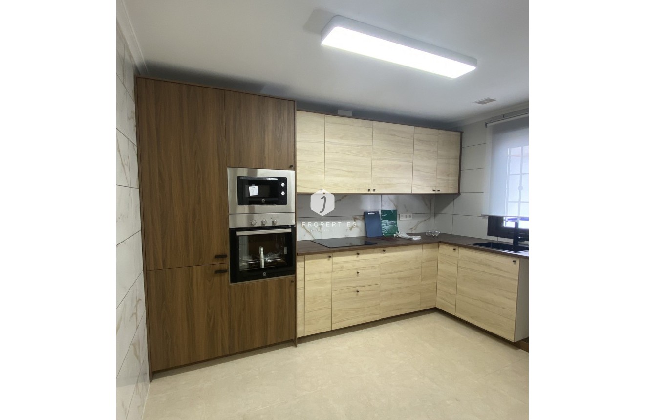 Tweedehands - Chalet -
San Miguel de Salinas - Inland