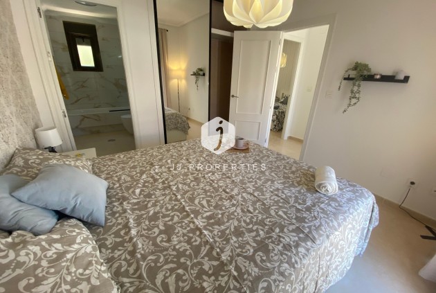 Tweedehands - Chalet -
San Miguel de Salinas - Inland