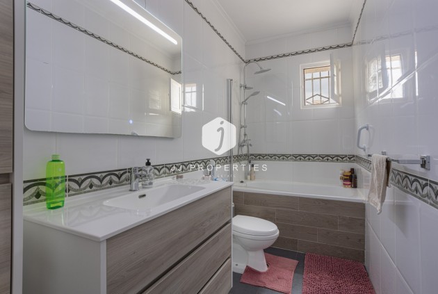 Tweedehands - Landelijk eigendom -
Albatera - Inland