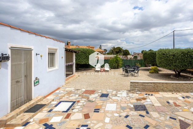 Tweedehands - Landelijk eigendom -
Albatera - Inland