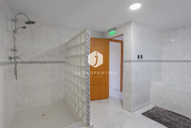 Tweedehands - Landelijk eigendom -
Albatera - Inland