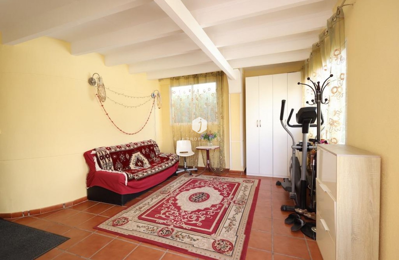 Tweedehands - Villa -
Orihuela Costa - Costa Blanca