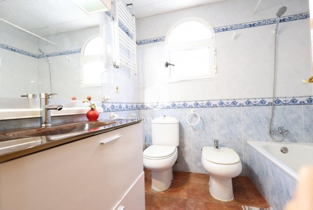 Tweedehands - Villa -
Orihuela Costa - Costa Blanca