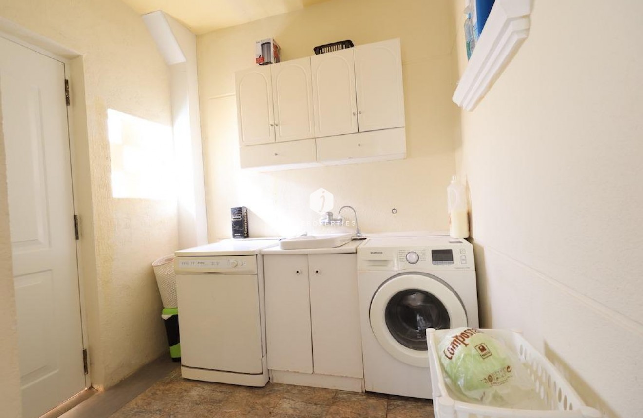 Tweedehands - Villa -
Orihuela Costa - Costa Blanca