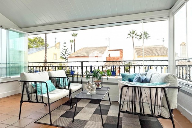 Tweedehands - Villa -
Orihuela Costa - Costa Blanca