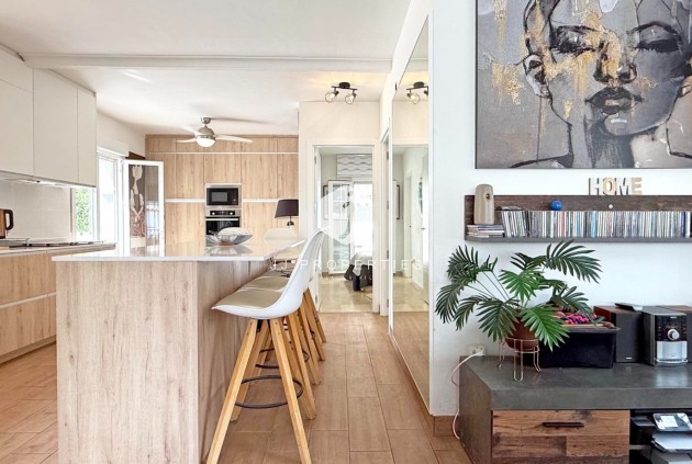 Tweedehands - Villa -
Orihuela Costa - Costa Blanca