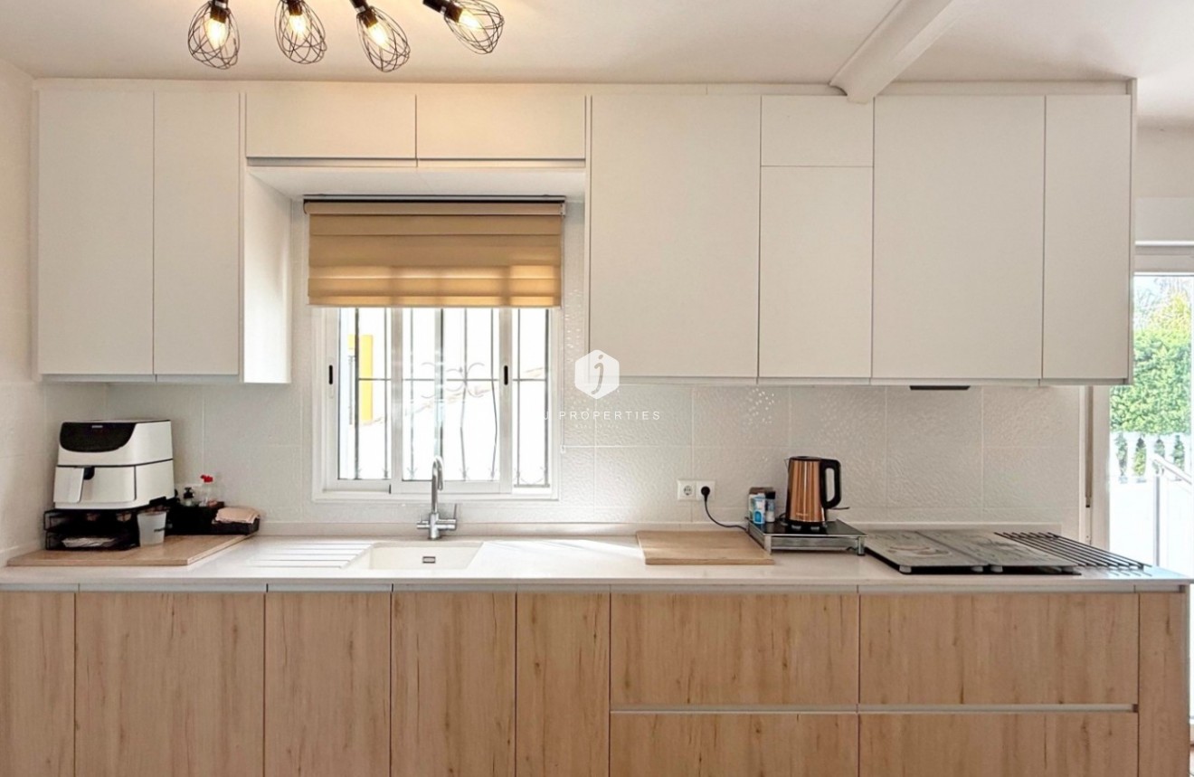 Tweedehands - Villa -
Orihuela Costa - Costa Blanca