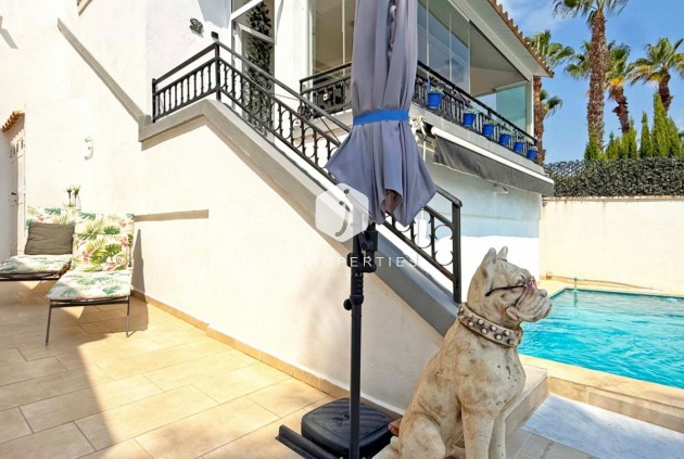 Tweedehands - Villa -
Orihuela Costa - Costa Blanca