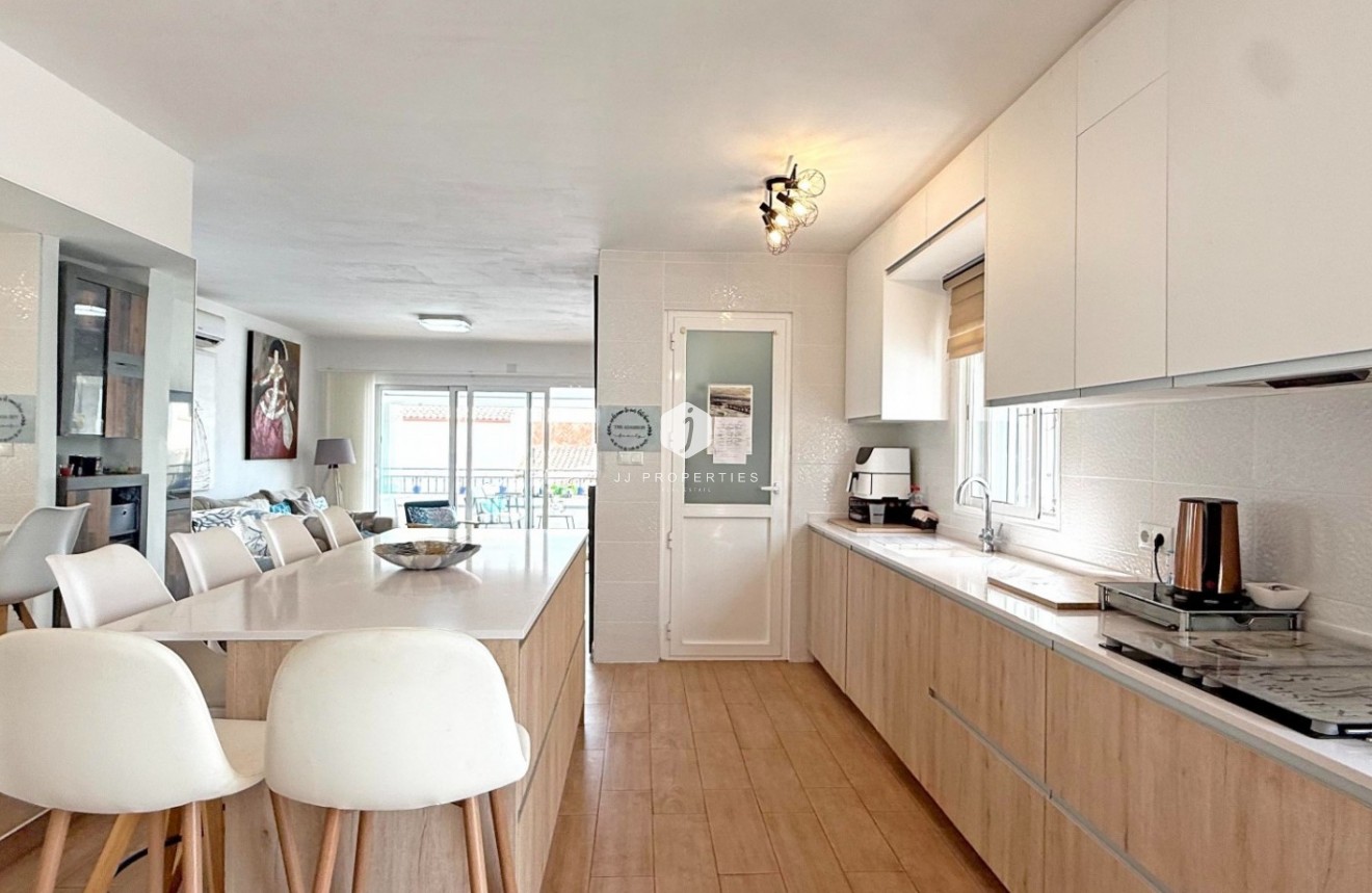 Tweedehands - Villa -
Orihuela Costa - Costa Blanca