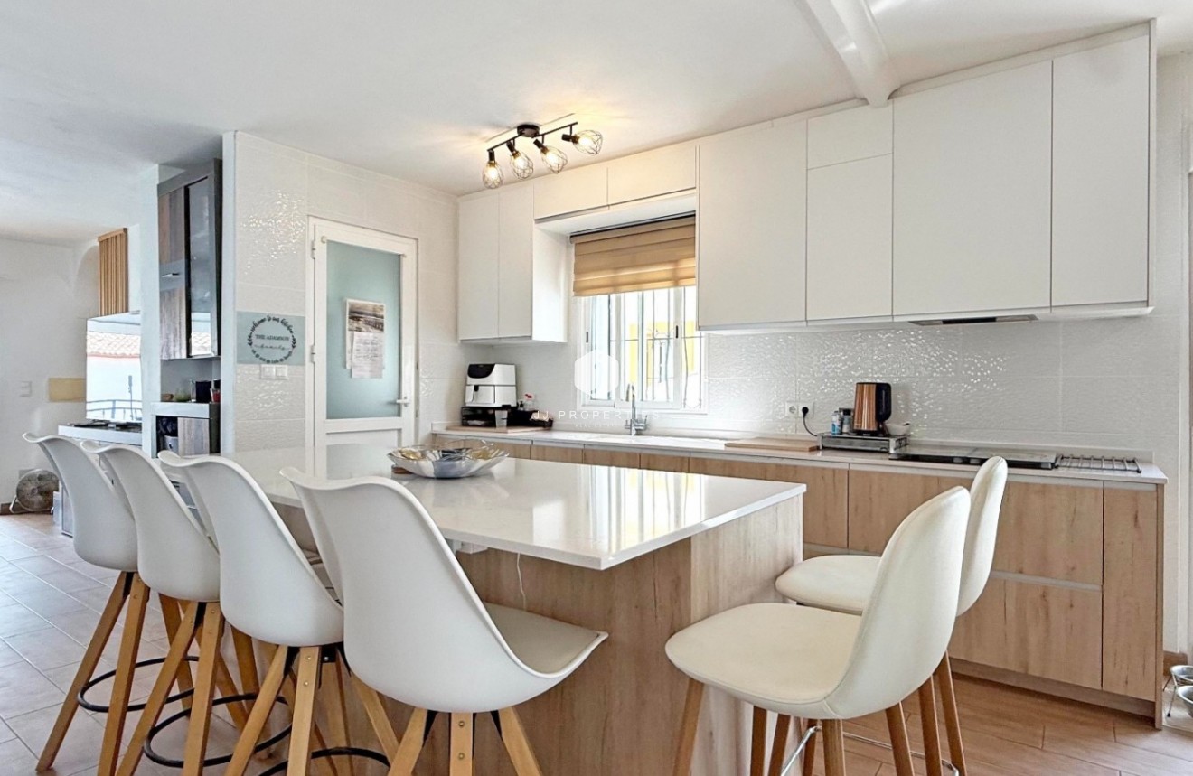 Tweedehands - Villa -
Orihuela Costa - Costa Blanca