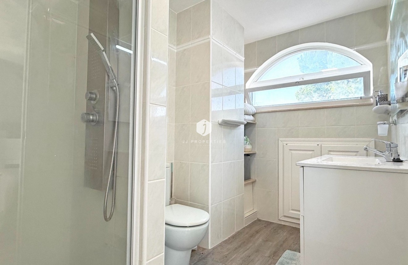 Tweedehands - Villa -
Orihuela Costa - Costa Blanca