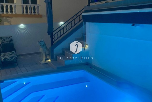 Tweedehands - Villa -
Orihuela Costa - Costa Blanca